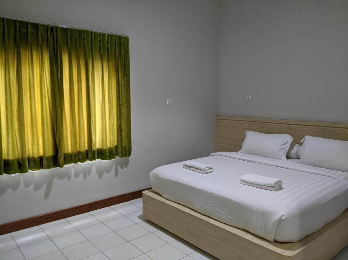 Twin Star Hotell Solo Eksteriør bilde